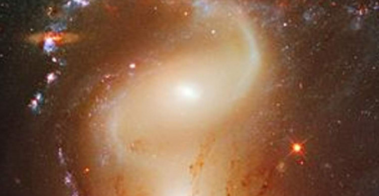 NGC 7311 ne zaman keşfedildi, kim keşfetti? NGC 7311 özellikleri neler? NGC 7311 nasıl bir galaksidir?