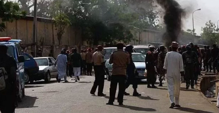Nijer'de Camiye Düzenlenen Saldırıda 10 Kişi Öldü