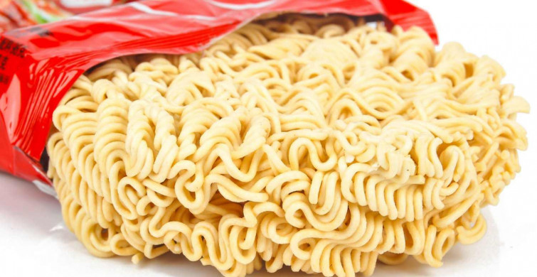Noodle zararlı mı, kısırlık yapar mı? Noodle kısırlık söylentileri doğru mu? İndomie noodle zararları nelerdir?
