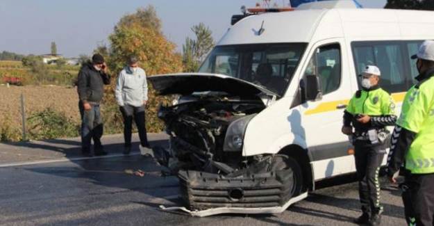 Öğrenci Servisi Kaza Yaptı: 8 Yaralı