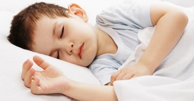 Okul Başarısının Sırrı: Düzenli Uyku
