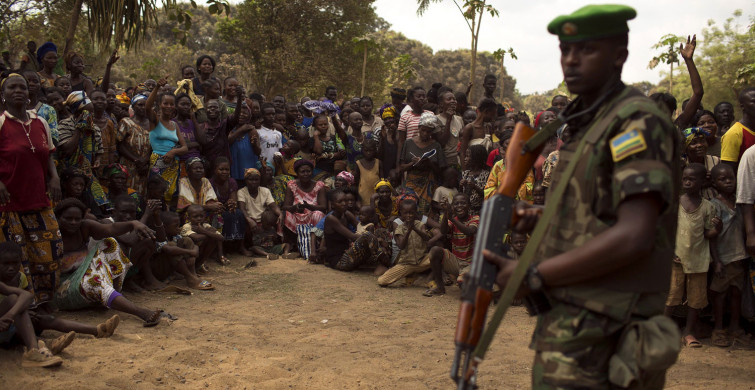 Orta Afrika Cumhuriyeti'nde İsyancılar Köye Saldırdı! 22 Ölü Var