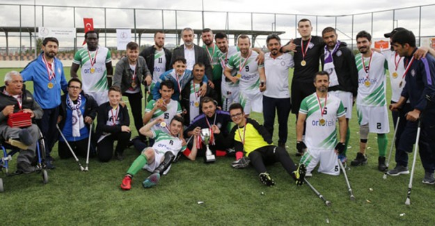 Osmanlıspor Ampute Futbolda Şampiyon Oldu!