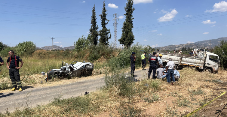 Otomobil ve Kamyonet Çarpıştı: 1 Ölü, 6 Yaralı Var!