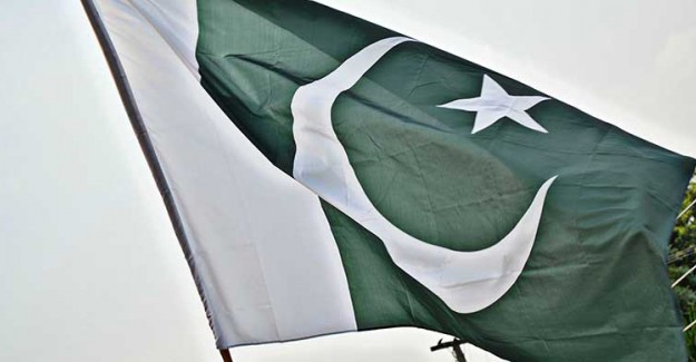 Pakistan Terör İddialarını Reddetti