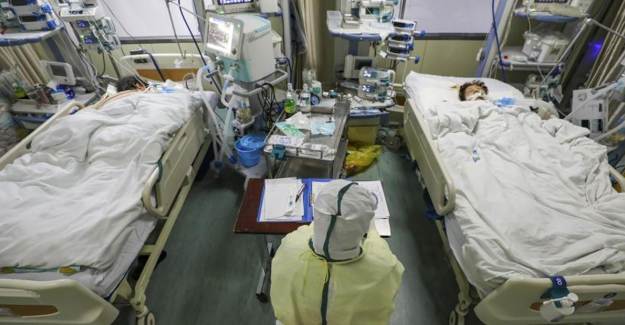 Pakistan'da Hastanelerin Kapasitesi Doluyor