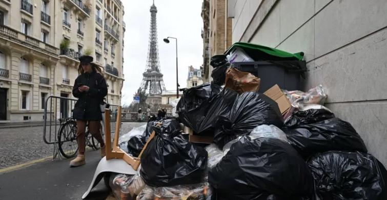 Paris sokaklarında çöp kokusundan yürünmüyor