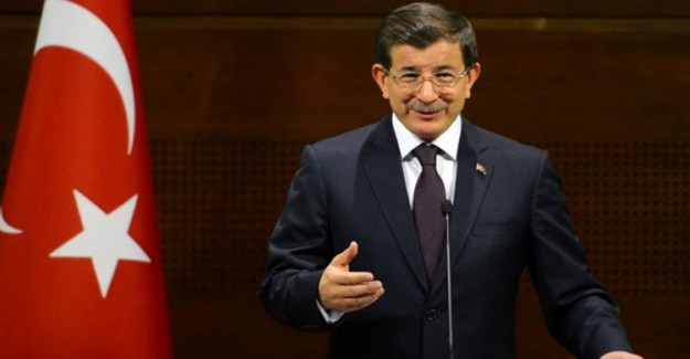 Parti Kuracağı İddia Edilen Ahmet Davutoğlu, Yeni Ofis Kiraladı