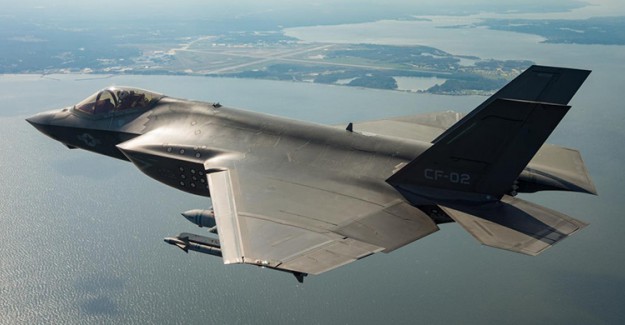 Pasifik Okyanusu'na Düşen F-35 Uçağı İmdat Sinyali Göndermemiş