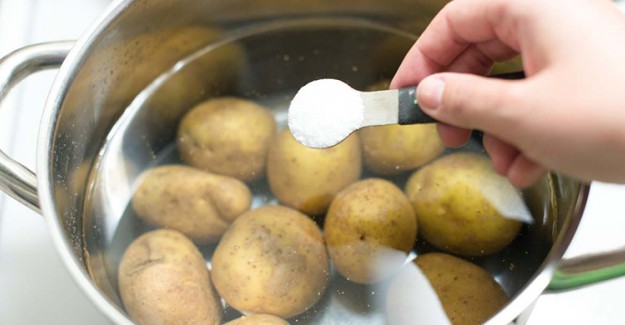 Patatesleri Daha Hızlı Haşlamanın Yolu Nedir?