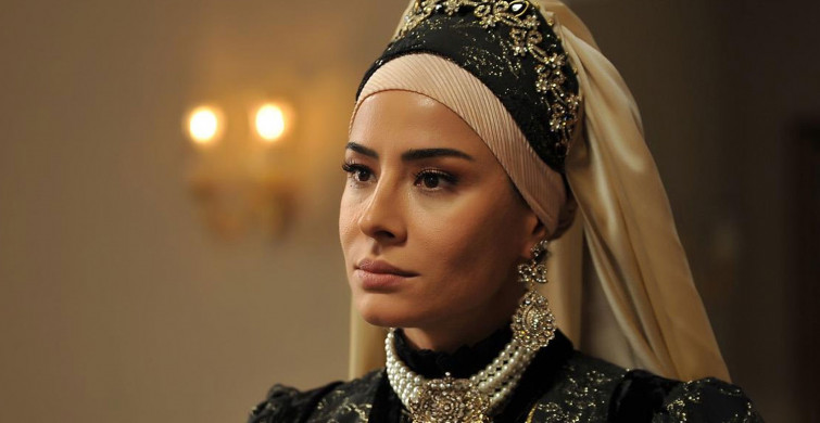Payitaht Abdülhamid dizisinin güzel oyuncusu Özlem Conker'in yeni mesleği herkesi şaşkınlığa uğrattı