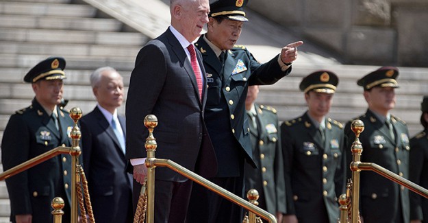 Pentagon Şefi: Çin'in Güney Çin Denizi'ndeki Askerileştirmesini Kabul Etmiyoruz