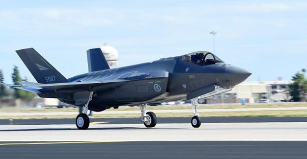 Pentagon Türkiye'ye F-35 Uçağının Sevkiyatını Durdurdu 