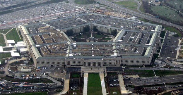 Pentagon'dan Açıklama: O Tweetleri Trump'a Sorun