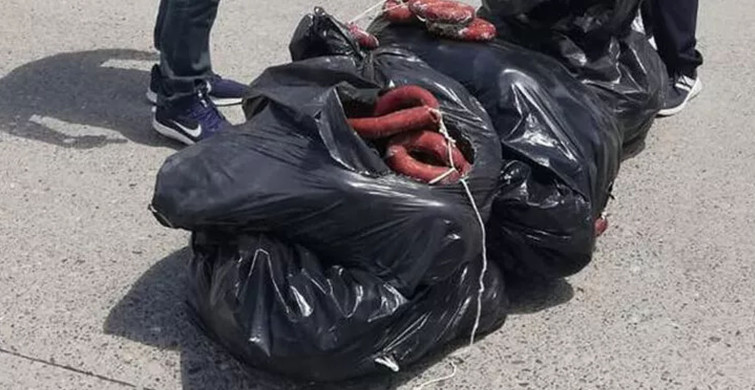 Piyasaya resmen zehir süreceklerdi! Yüzlerce kilo sucuk imha edildi