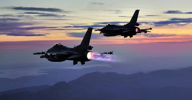 24 Uçakla PKK'nın İnlerine Baskın
