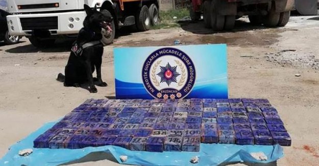 Polisin Şüphelendiği Araçta 58 Kilo Uyuşturucu Yakalandı