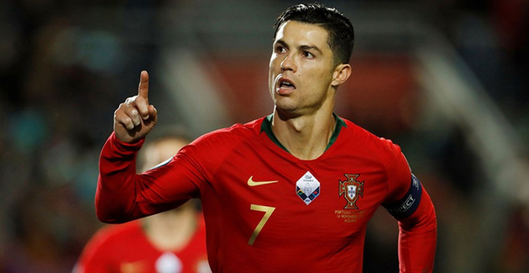 Portekiz'in, A Milli Takım ile oynayacağı maçın açıklanan kadrosunda Cristiano Ronaldo yer aldı!