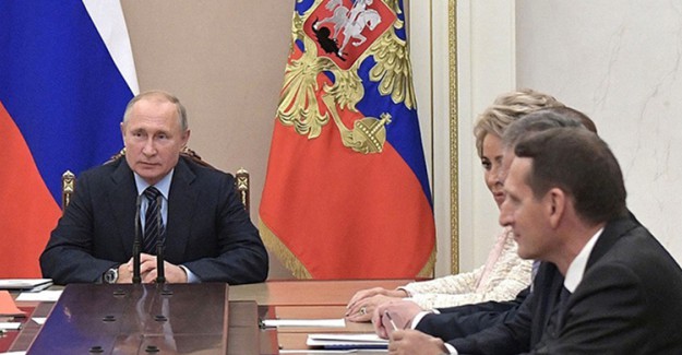 Putin, Suriye Güvenlik Konseyi Üyelerini Bir Araya Getirdi