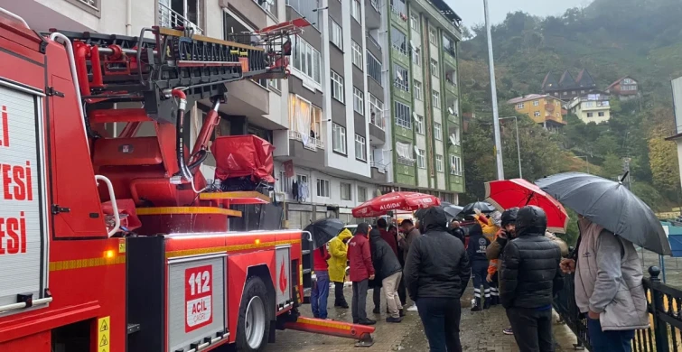 Rize'de heyelan: Bir kişi hayatını kaybetti