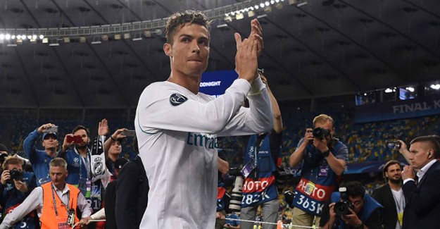 Ronaldo İçin İtalyan Devinden Müthiş Teklif! 