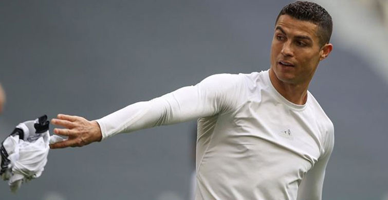 Ronaldo'nun Maç Sonu Hareketi Tartışma Yarattı