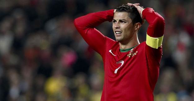 Ronaldo'yu Arı Soktu, Maç Kadrosundan Çıkarıldı!