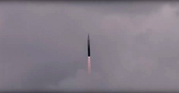 Rusya "Avangard"ı Başarılı Bir Şekilde Test Etti