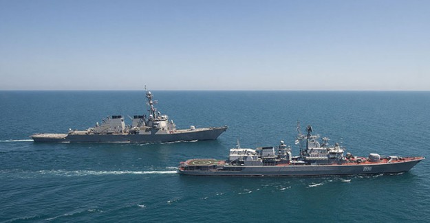 Rusya, Baltık Denizi’ne Giren NATO Gemilerini Gözlemliyor
