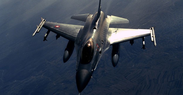 Rusya'ya Ait 7 Savaş Uçağı Yok Oldu!