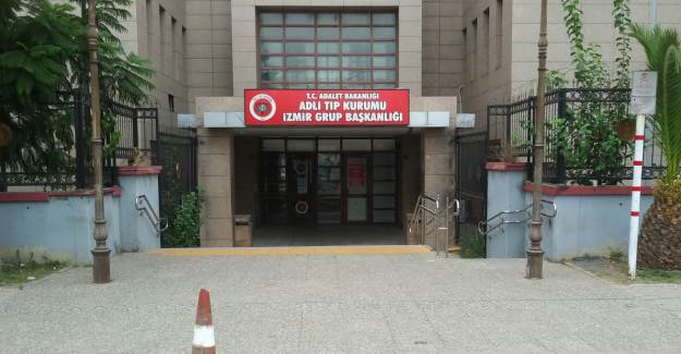 İzmir'de Sahte İçkiden Ölen Kişi Sayısında Artış