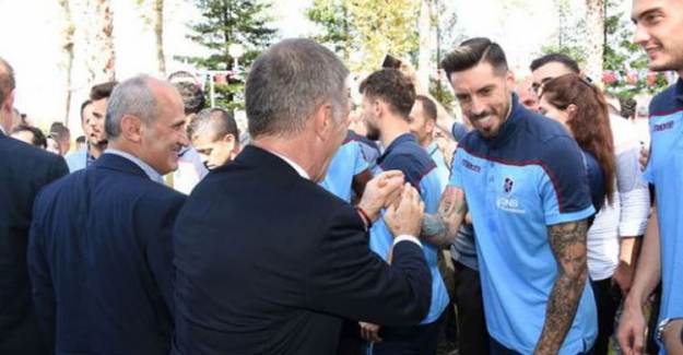 Şampiyonluk Yolunda Trabzonspor'a şok! 'Bırakın Gideyim Başkanım'