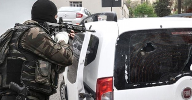 Şanlıurfa'da Uyuşturucu Satıcıları ile Asker Arasında Çatışma Çıktı! 3 Asker Yaralandı