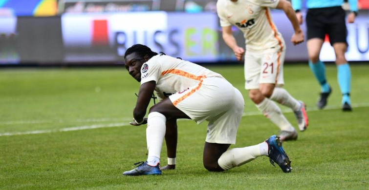 Şansal Büyüka, Galatasaray'da Bafetimbi Gomis'in yarı emekli gibi futbol oynadığını söyledi