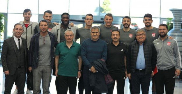 Şenol Güneş'ten Sivasspor'a Ziyaret