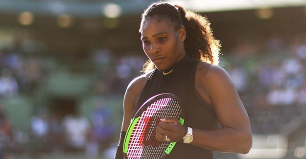 Serena Williams Turnuvadan Çekildi!
