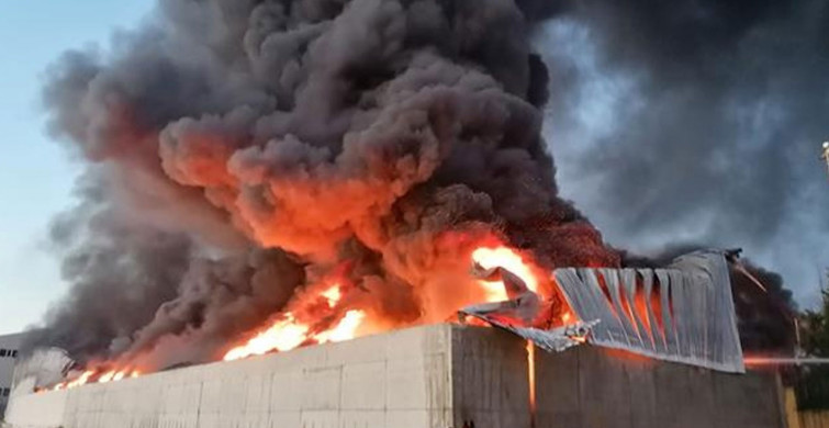 Silivri'de Fabrika Yangını