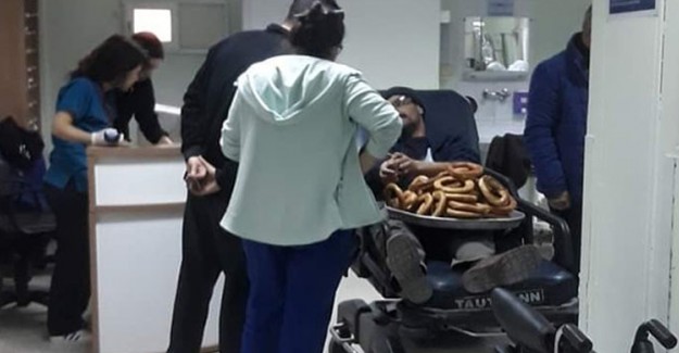 Simitçi, Kalp Krizi Şüphesiyle Hastaneye Kaldırıldığında Bile Tezgahını Bırakmadı