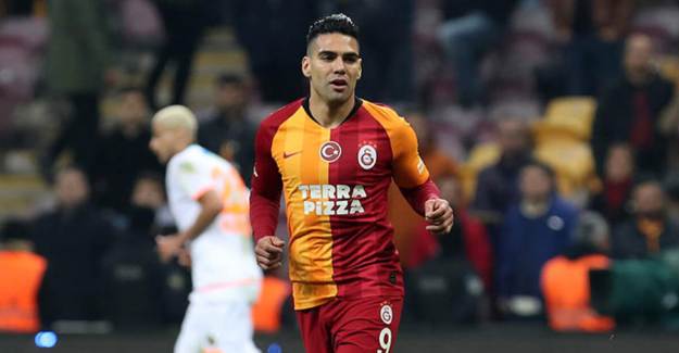 Sinan Engin'den Falcao'ya Ağır Eleştiri: 'Tam Bir Fiyasko'