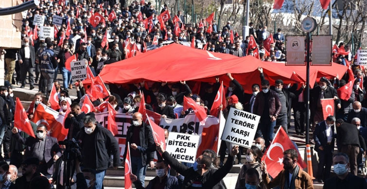 Şırnak'ta Gara Katliamına Tepki Yürüyüşü