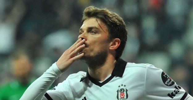 Sırp Yıldız Adem Ljajic'in Beşiktaş'tan Ayrılmak İstediği Belirtildi