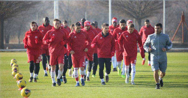 Sivasspor Maç Hazırlıklarını Tamamladı