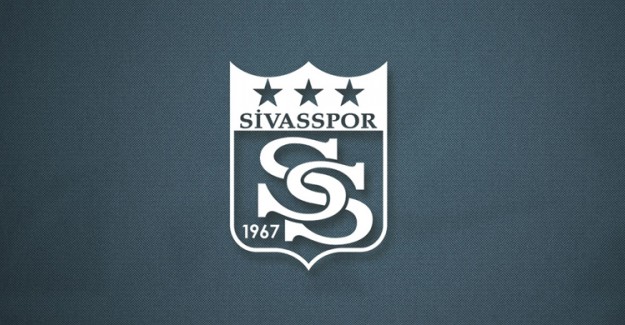 Sivassporlu Futbolcuları Taşıyan Otobüs Kaza Yaptı!