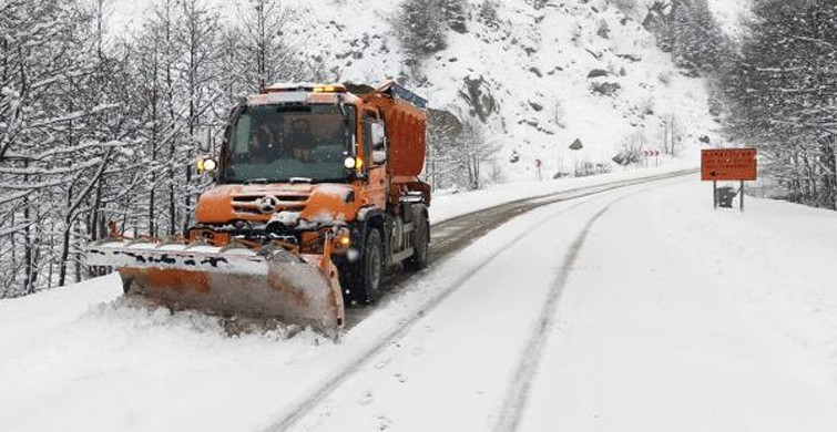 Sivas’ta 385 Köy Yolu Kapandı