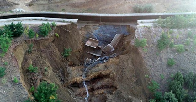 Sivas'ta HES Kanalı Patladı 6 Kişi Yaralandı
