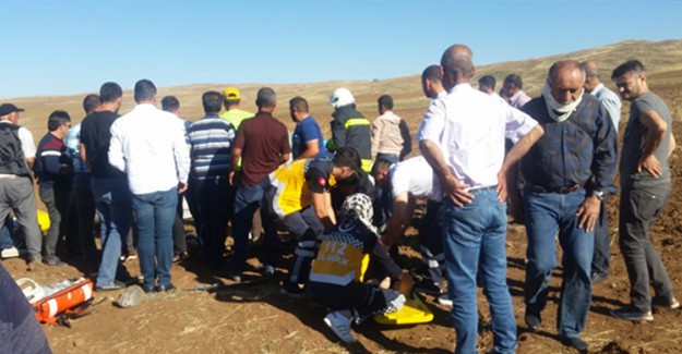 Sivas'ta Otomobil Şarampole Uçması Sonucu 2'si Ağır 5 Kişi Yaralandı 