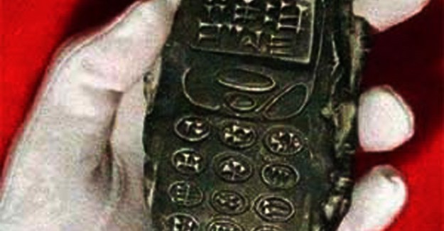 Şok! 800 Yıllık Cep Telefonu Bulundu