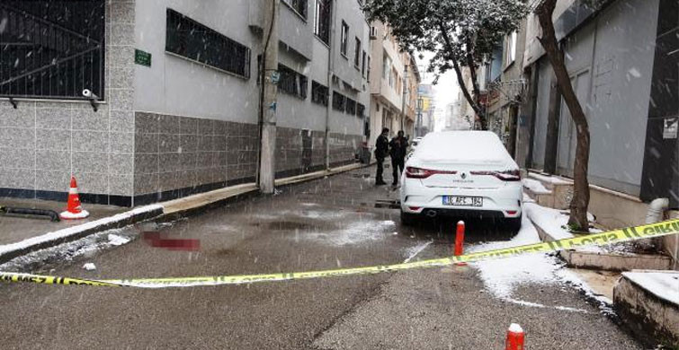 Sokak Ortasında Gazeteciye Silahlı Saldırı