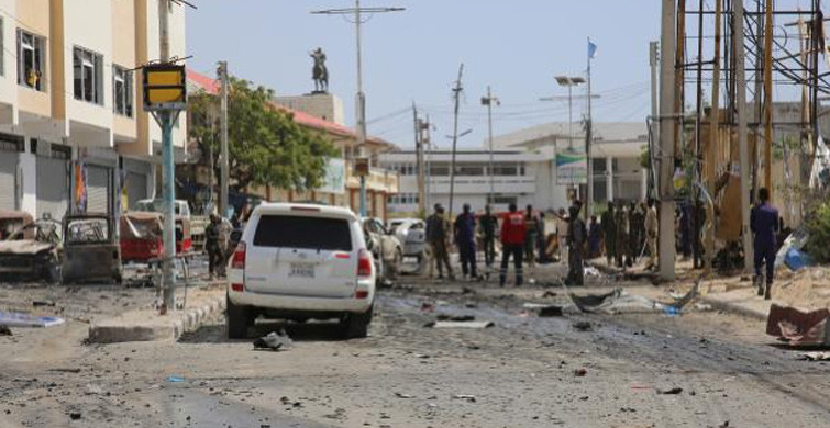 Somali'de Bombalı Saldırı: 15 Ölü