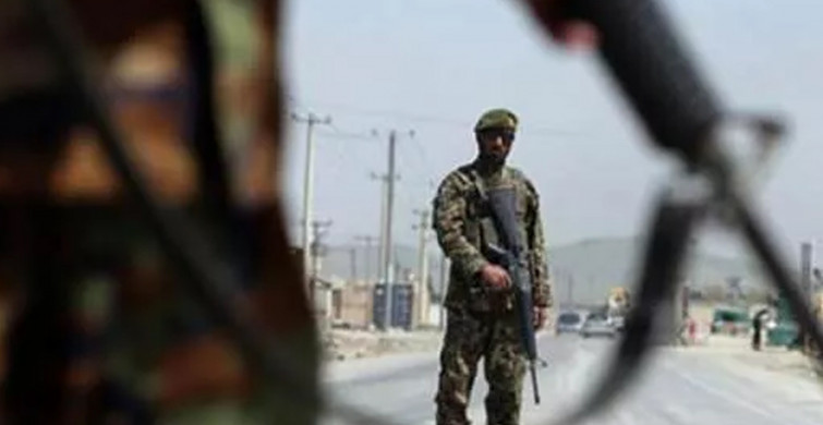 Son Dakika: Afganistan'da Bir İlçe Taliban'dan Geri Alındı